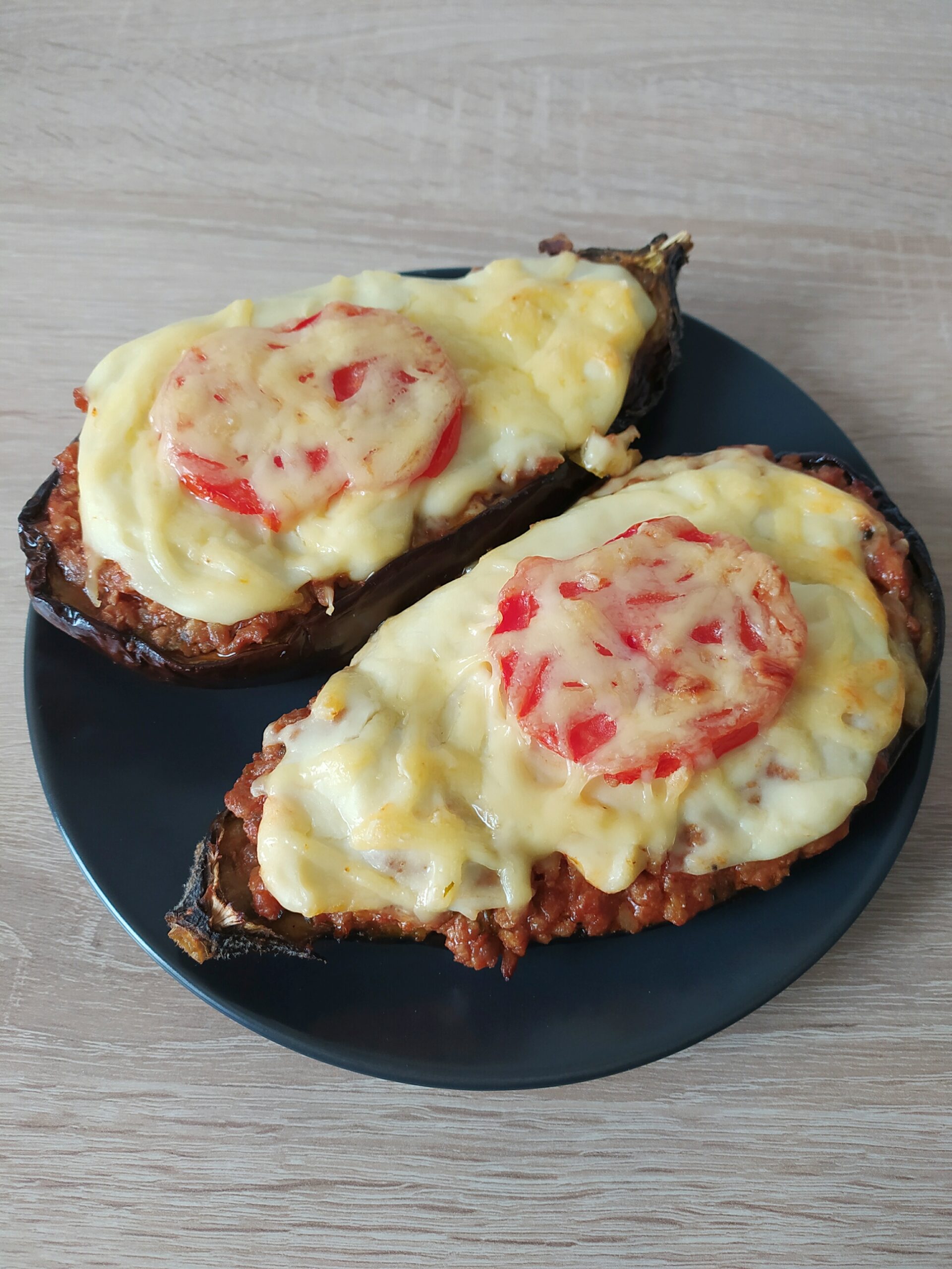 Gefüllte Aubergine Mit Hackfleisch-Papoutsakia - Griechisches Magazin