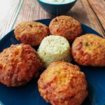 Frikadellen mit Tomaten